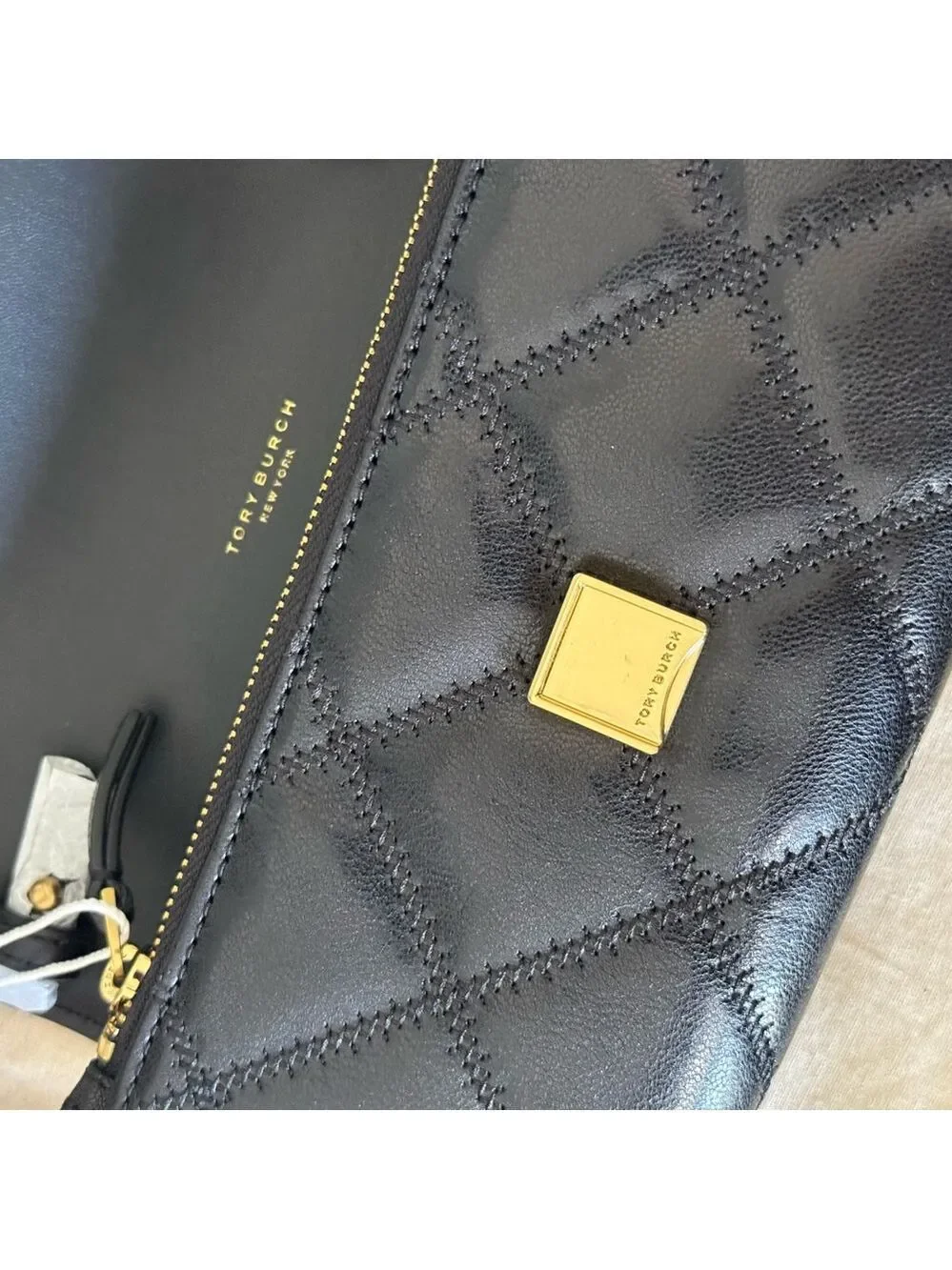 New Tory Burch Willa Diamond Quilted Soft Leather Crossbody Chain Wallet Bag,